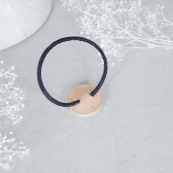 TH-101 復古珍珠美諾瓷器瓷磚髮圈 [皮革飾面背面] 第5張的照片