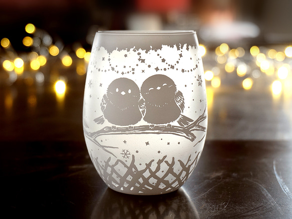 シマエナガの止まり木グラス 2枚目の画像