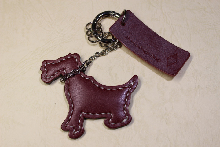 Ｈｅａｒｔ＆Ｄｉａ　手縫い　カラビナキーリングドック　ブライドルレザー（レッド）