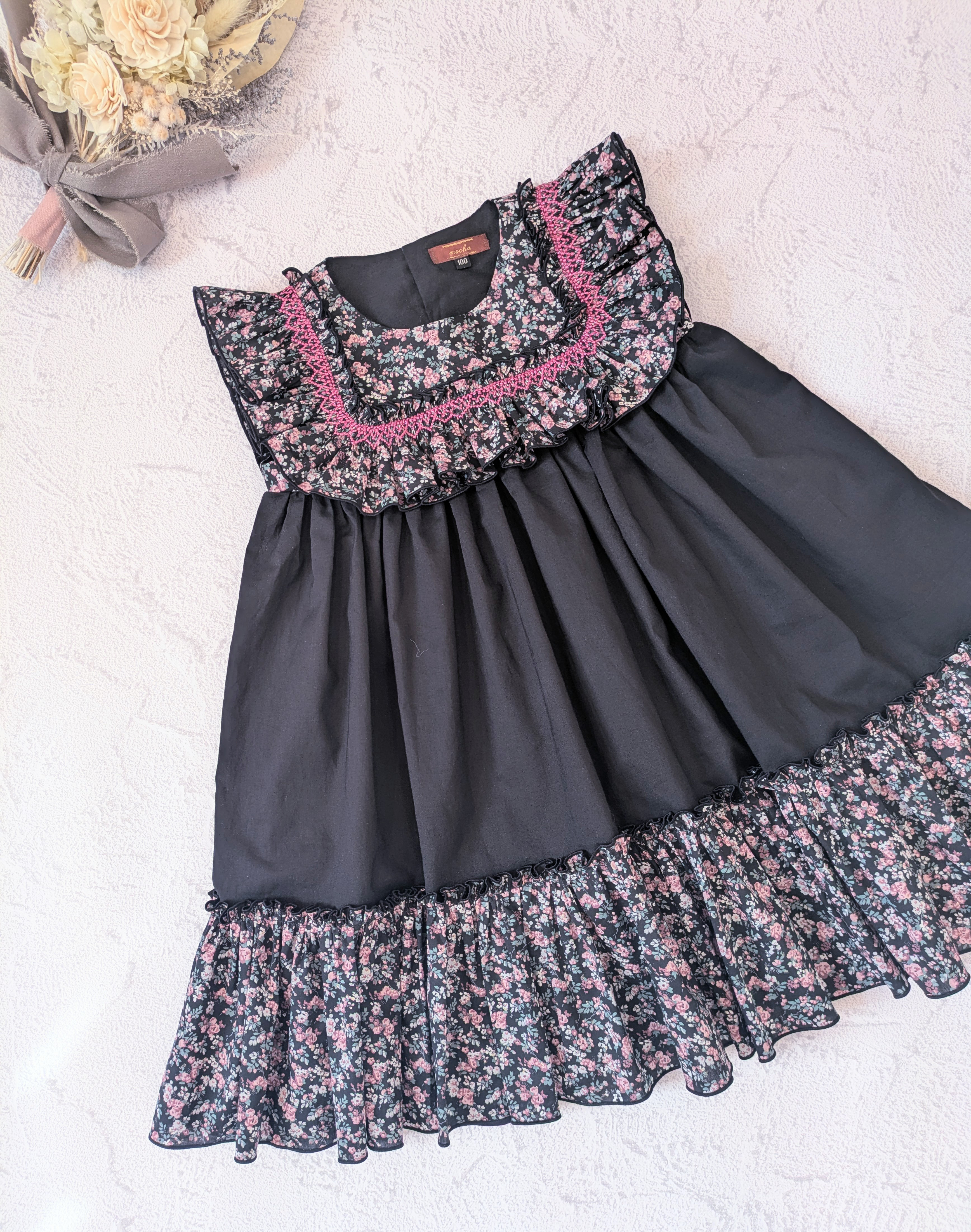 スモッキング刺繍のビオラワンピース　サイズ　100