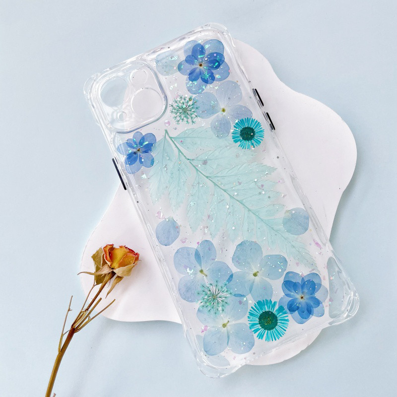 四隅にショルダーホール付き、紫陽花（あじさい）押し花スマホケース、iPhone全機種対応、手帳型、iPhone17