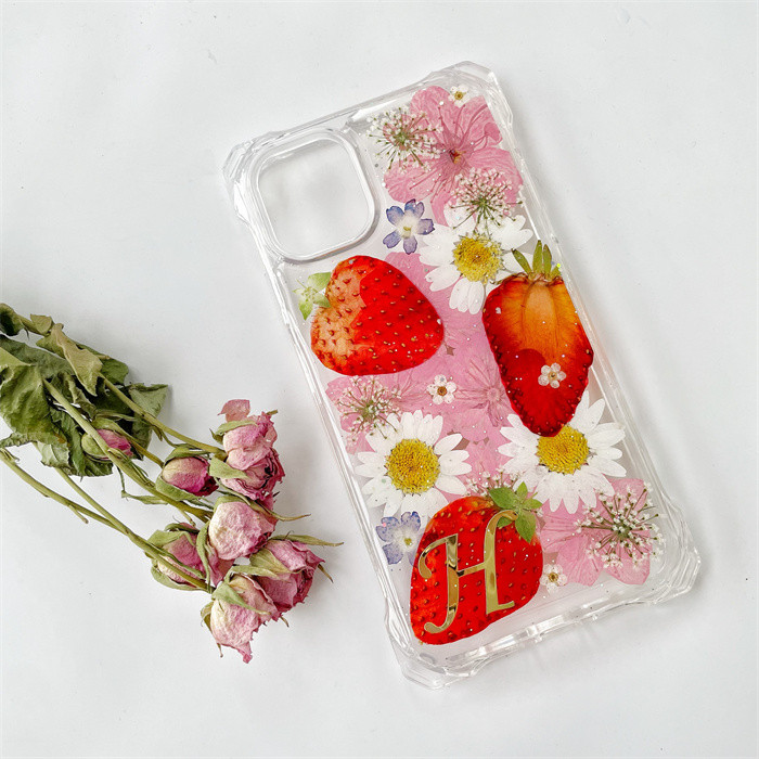 四隅にショルダーホール付き、押し花スマホケース、 いちご（苺）桜（さくら）、iPhone全機種対応、手帳型
