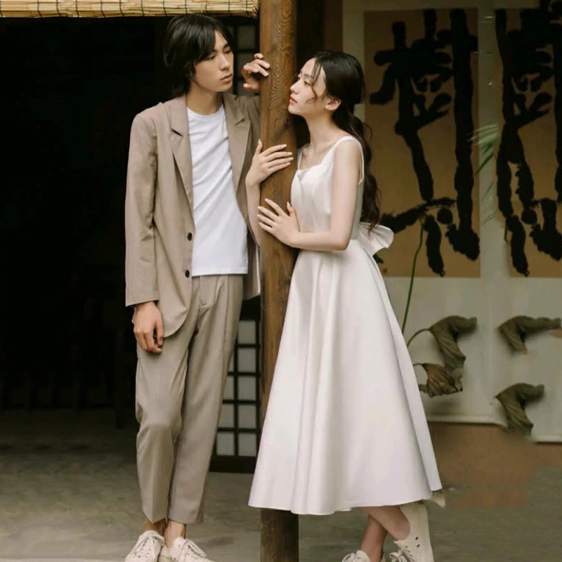 高級感 白 黒 サテン ノースリーブ パーティードレス シンプル 韓国風 花嫁 演奏会 誕生日 前撮り HL867