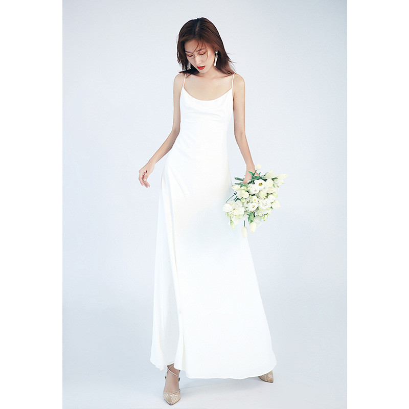 高級感 白 黒 ノースリーブ ウェディングドレス シンプル 韓国風 花嫁 演奏会 誕生日 前撮り HL869