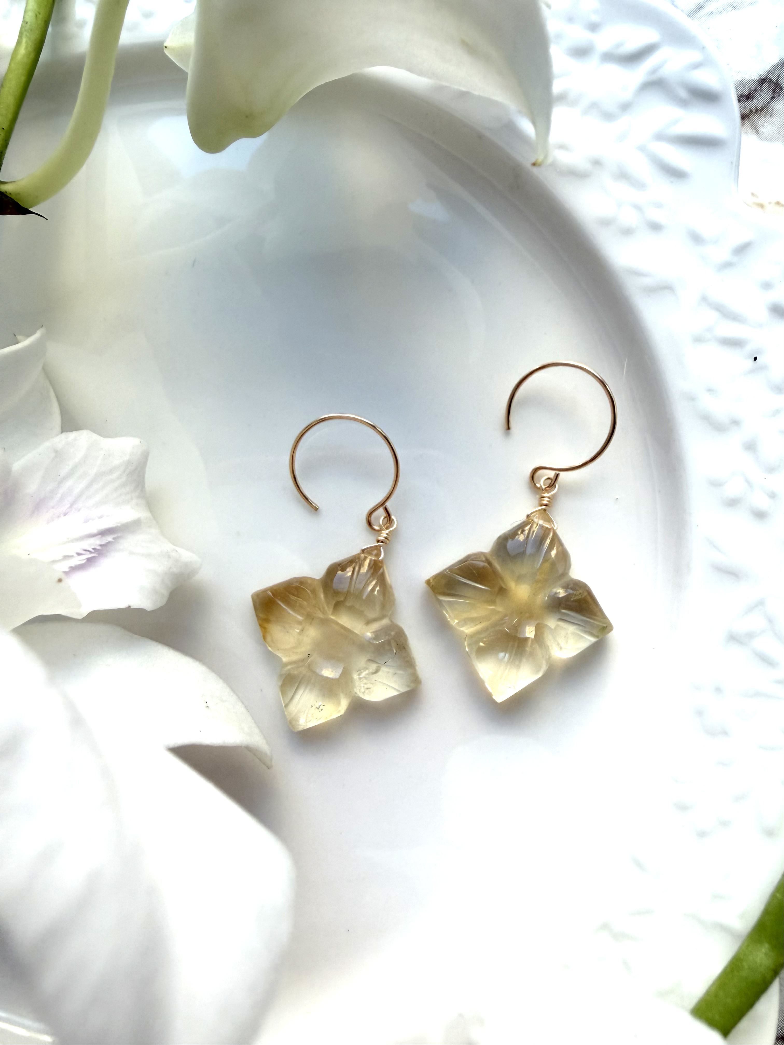 14KGF シトリン カランコエカット ピアス