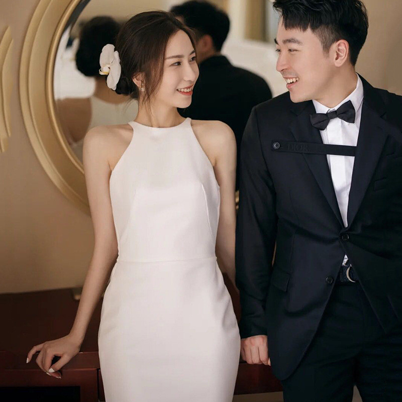 高級感 白黒 サテン ノースリーブ マーメイドドレス 裾引き シンプル 韓国風 花嫁 演奏会 誕生日 前撮り HL870