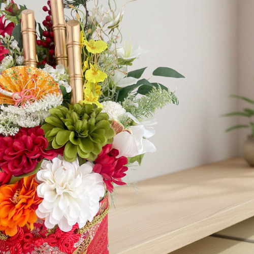 ⑭ 和モダン門松 M｜可憐な花々と竹が奏でる、モカアンドマルシェの