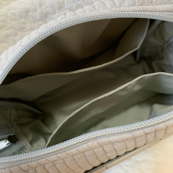 nubi 選べる　おむつも入る両開きお尻拭きポーチH13.5W19D6  ヌビ　おむつポーチ　ヌビウェットティッシュ 5枚目の画像