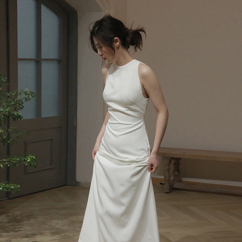 高級感 白黒 サテン ノースリーブ パーティードレス シンプル 韓国風 花嫁 演奏会 誕生日 成人式 前撮り HL875