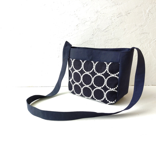 ミナペルホネン タンバリン[navy×white]とネイビーキャンバス