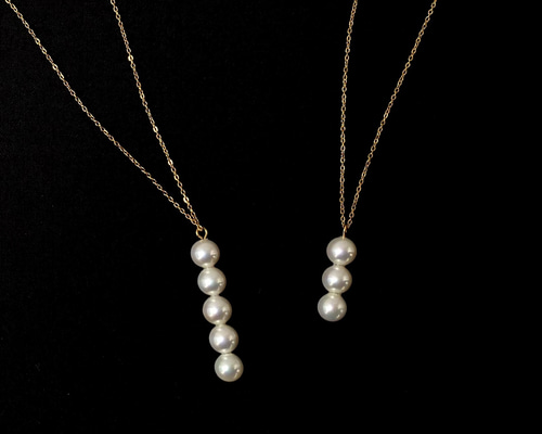 vertical pearls 国産貝パールの3連・5連ラインネックレス