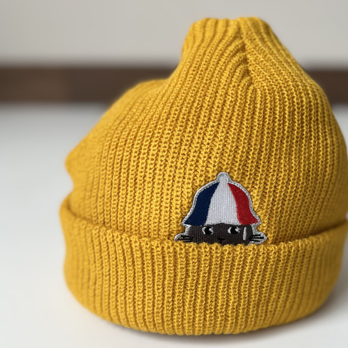 【極美品】ヴィヴィアン ニット帽 キャスケット ビーニー 刺繍ワッペン ベージュ ニット帽 Vivienne Westwood(ヴィヴィアンウエストウッド) - ブランド
