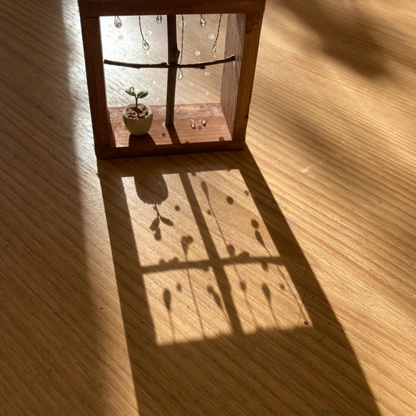 9941.bud 雨ふり窓辺 8枚目の画像