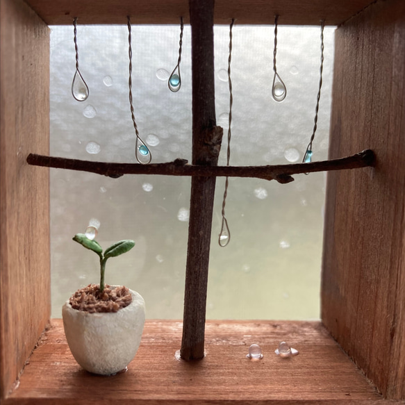 9941.bud 雨ふり窓辺 2枚目の画像