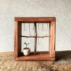 9941.bud 雨ふり窓辺 3枚目の画像