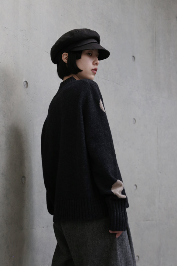 【至高の柔らかさ】ヤクダウン&ウール混紡 ドットニットプルオーバー　セーター　ダークグレー251132-2 13枚目の画像