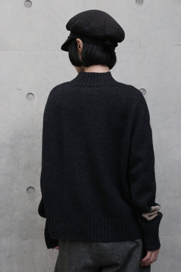 【至高の柔らかさ】ヤクダウン&ウール混紡 ドットニットプルオーバー　セーター　ダークグレー251132-2 14枚目の画像