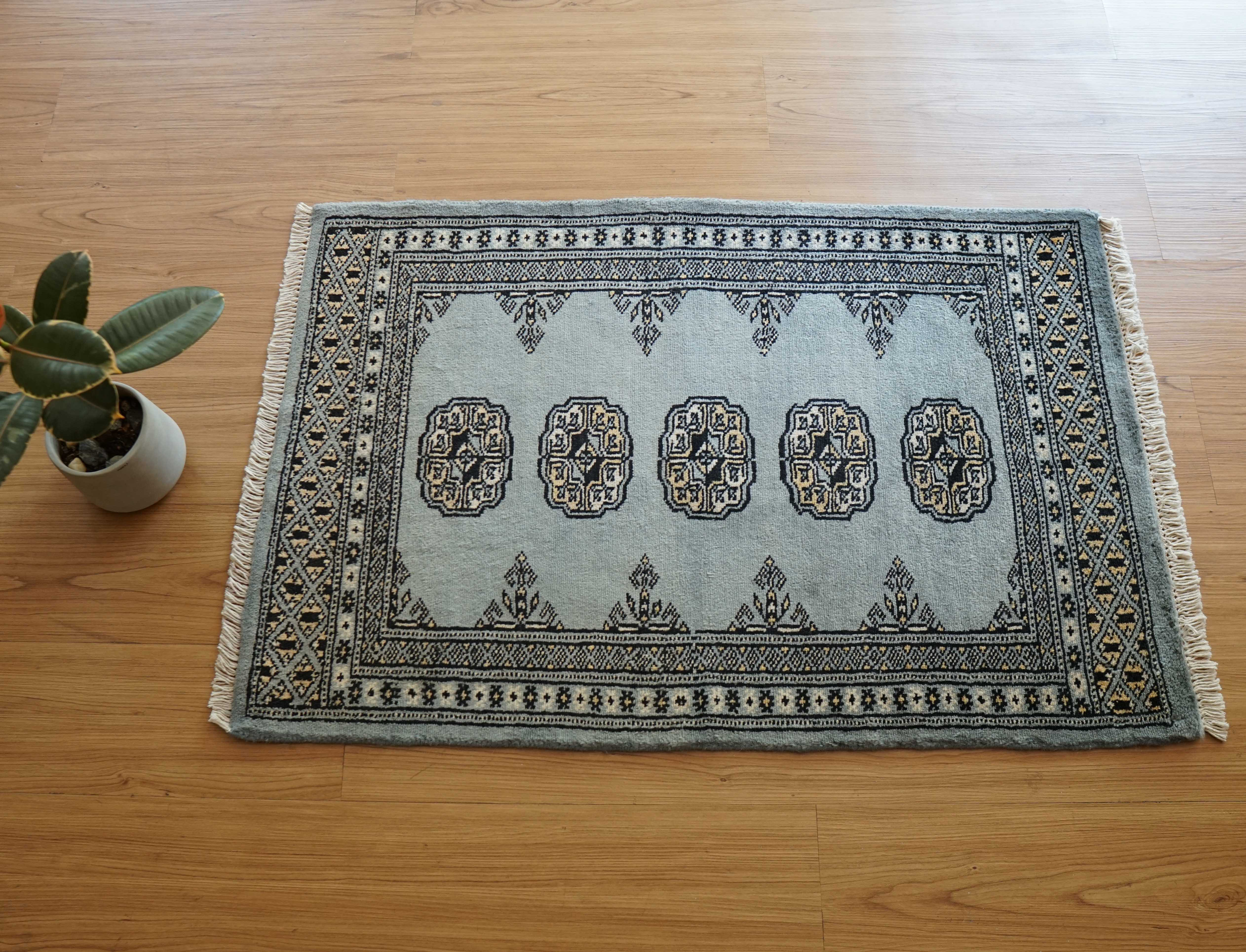 93×62cm トルクメン柄 ボハラ手織りラグ パキスタン手織り絨毯 玄関マット