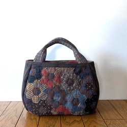 ポケット付きパッチワークキルトバッグ トートバッグ lilla＊ 通販