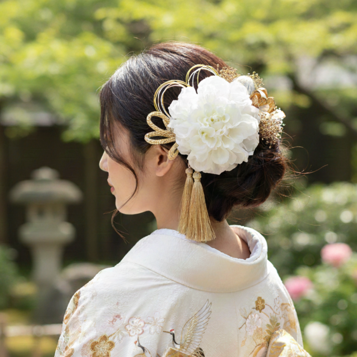 白ダリアの上品髪飾り 卒業式 成人式 結婚式 前撮り プリザーブドフラワー ヘッドドレス 和装 花 髪かざり ホワイト