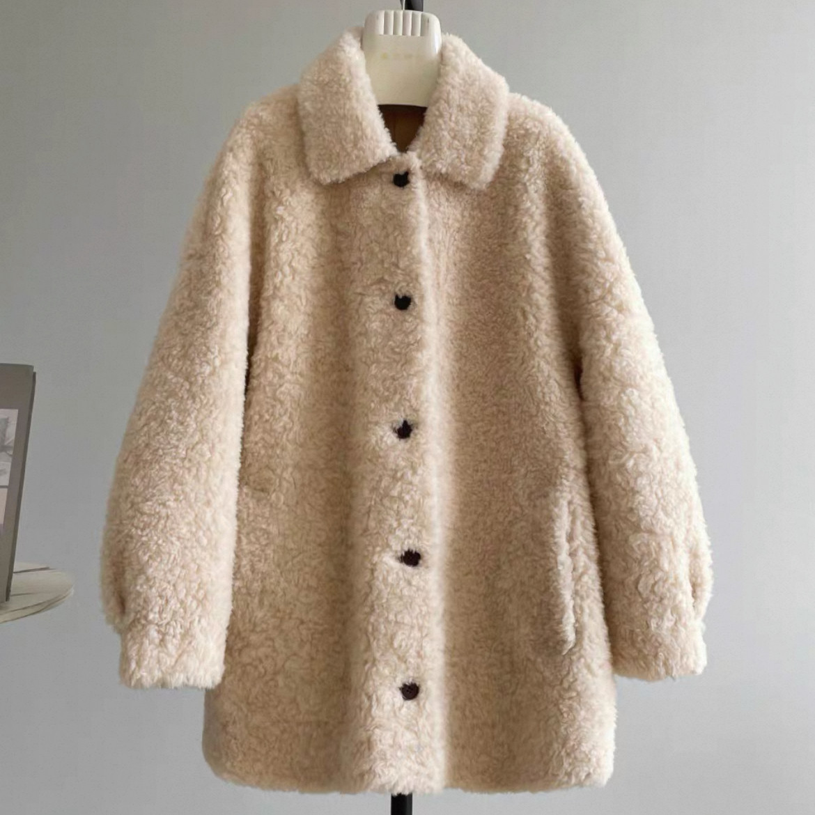 防寒対策、4色、保温力高い大人の冬コート、羊毛（ウール）100%、ウールコート、冬支度新作