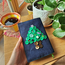 四季牛仔布書籍封面（平裝本尺寸），內含原創短篇小說 第2張的照片