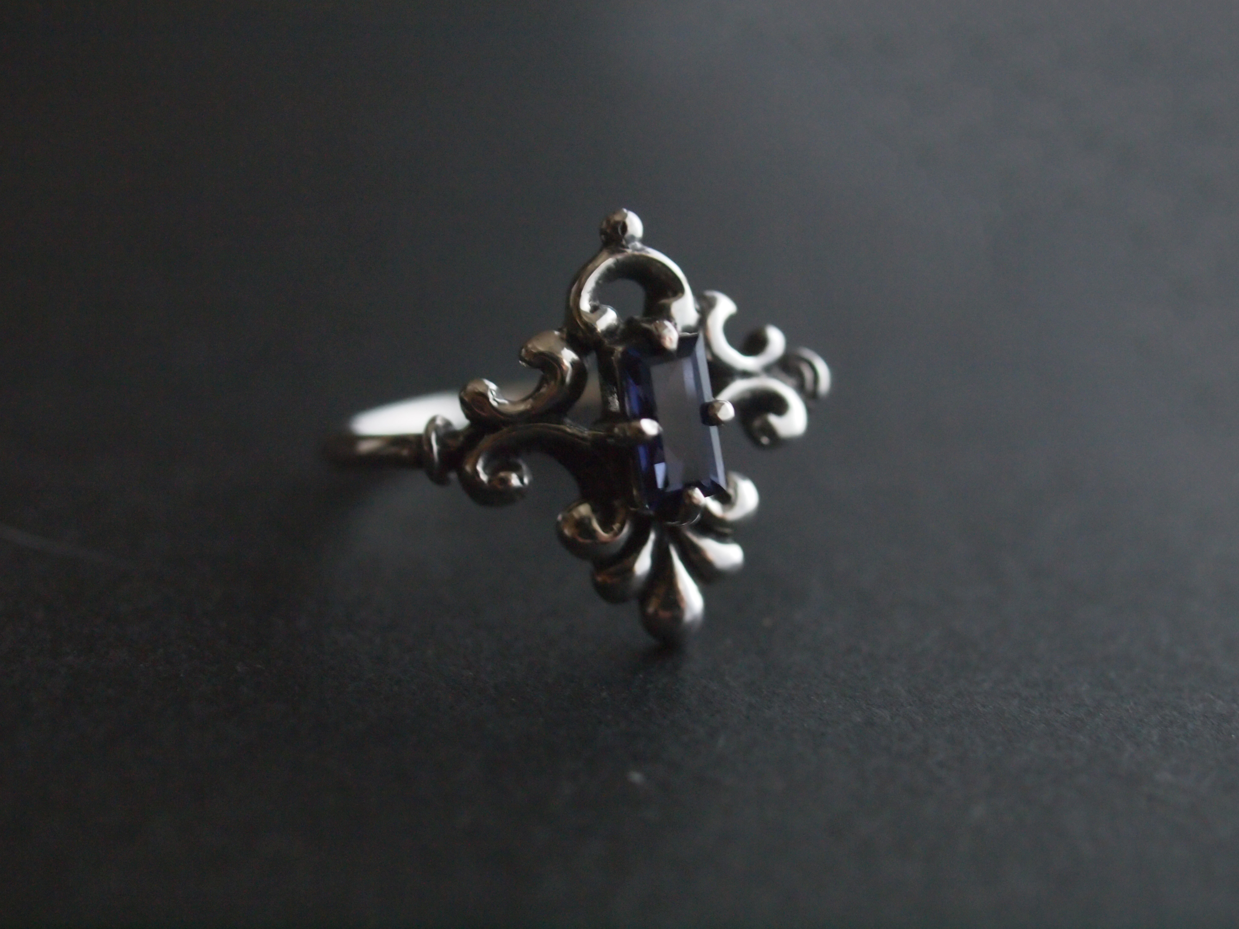 ロココリング（アイオライト）