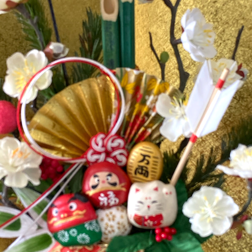 ダルマに獅子舞、招き猫！縁起物で彩る門松仕立てのお正月飾り＂鞘型