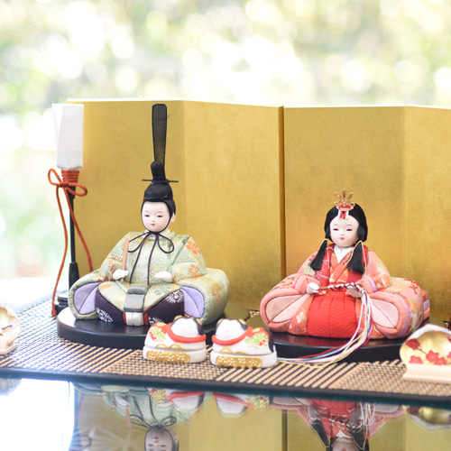 雛人形 【葵雛】 1点限り （紅白梅・貝桶・油灯・屏風付き） ひな人形