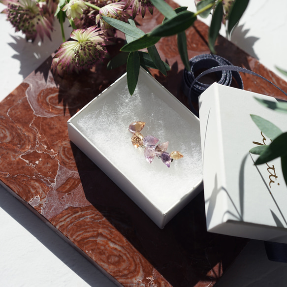 紫黃晶製成的薰衣草花胸針 ~ 薰衣草（Kun'isou） 第4張的照片