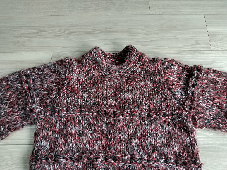 モヘア混ざり毛糸のワンピース