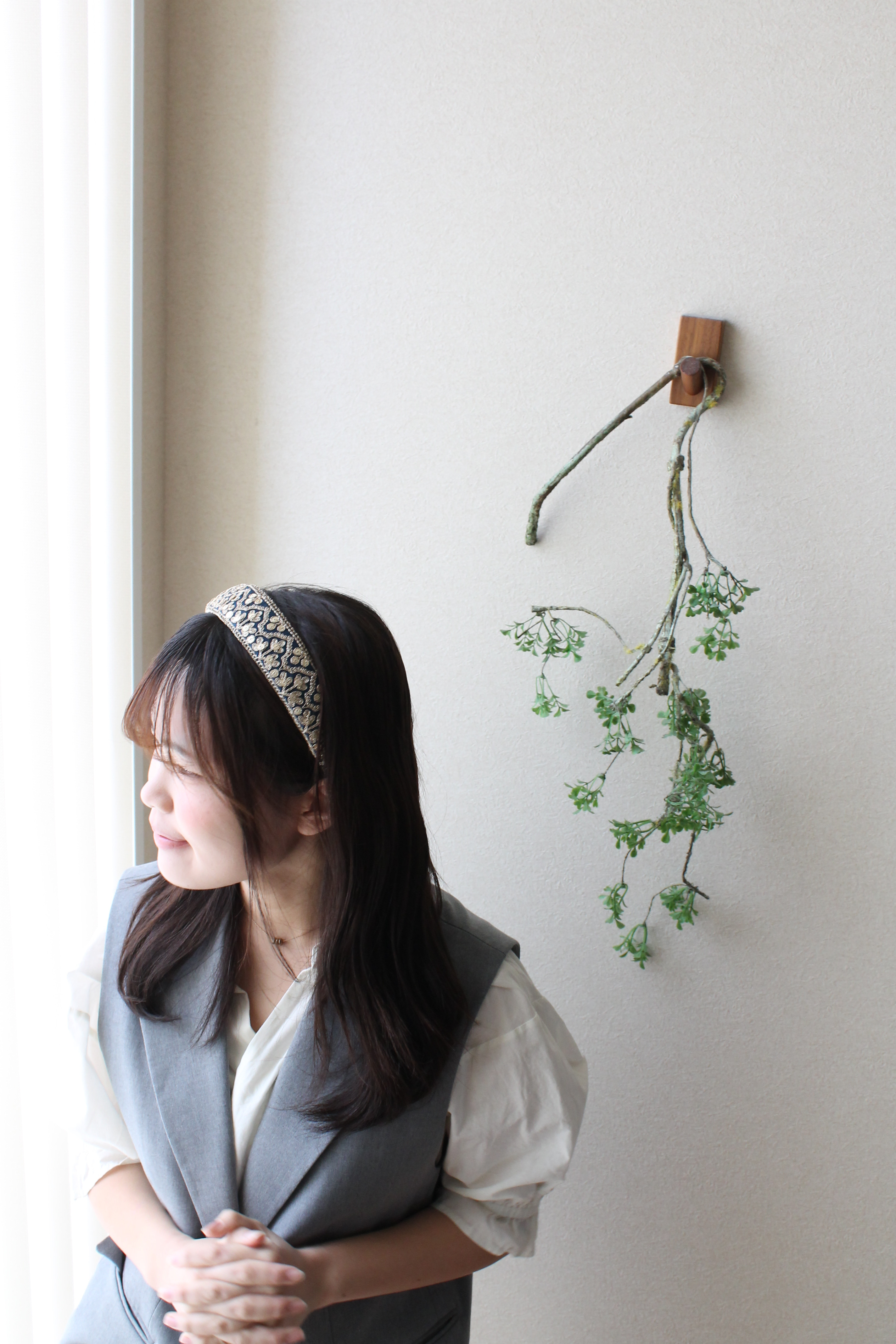 ディープグリーンインド刺繍カチューシャ【Bagus Sparkle ザリ刺繍】