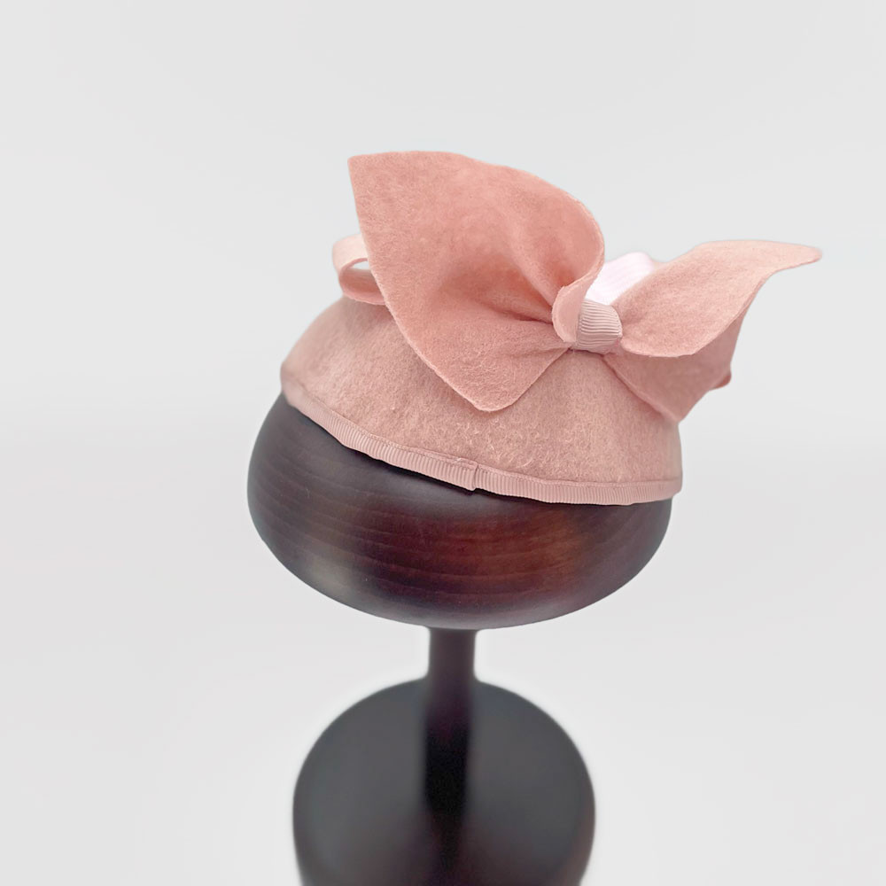 卒業式・謝恩会に｜ピンクのミニカクテルハット＊着物ヘアに映える個性的ヘアアクセサリー