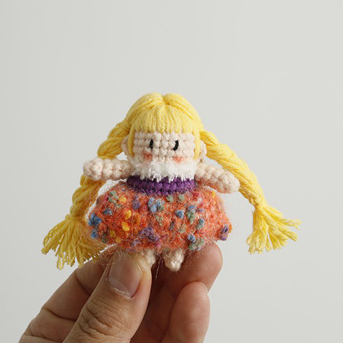 毛糸 手作り 編みぐるみ バッグチャーム キーホルダー 誕生日の贈り物