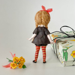 誕生日や記念日に…究極のミニメッセージカード〈和紙のミニチュアドール＆バラのミニ花束セット〉 4枚目の画像