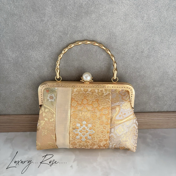 新作！1点限定！上質パッチワーク♡5種上品ゴールド系高級帯地で上品帯地バッグ　フォーマルバッグ　パーティーバッグ 1枚目の画像