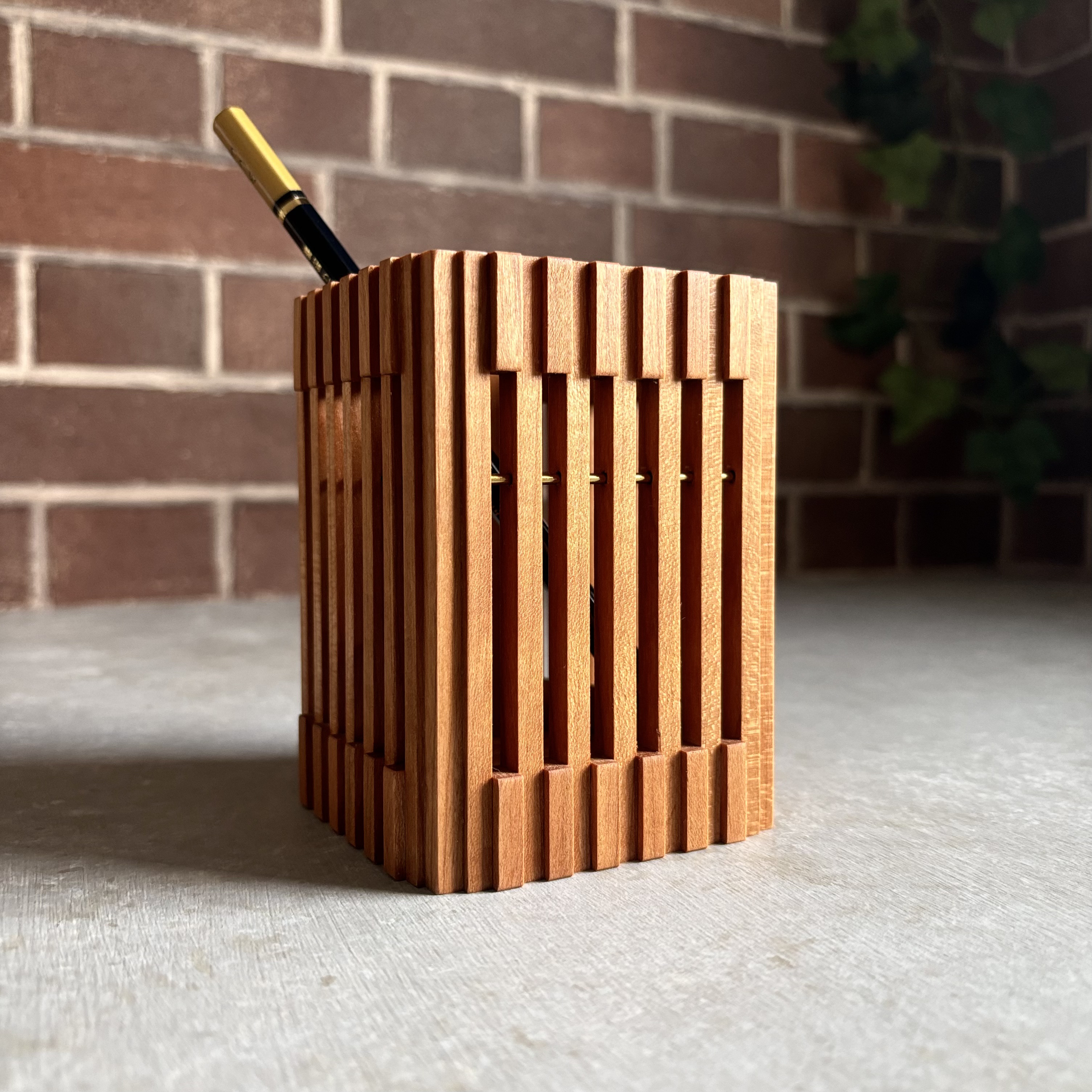 ペンスタンド ”律-ritsu-”【樹種:チェリー】<№03-C-10004>