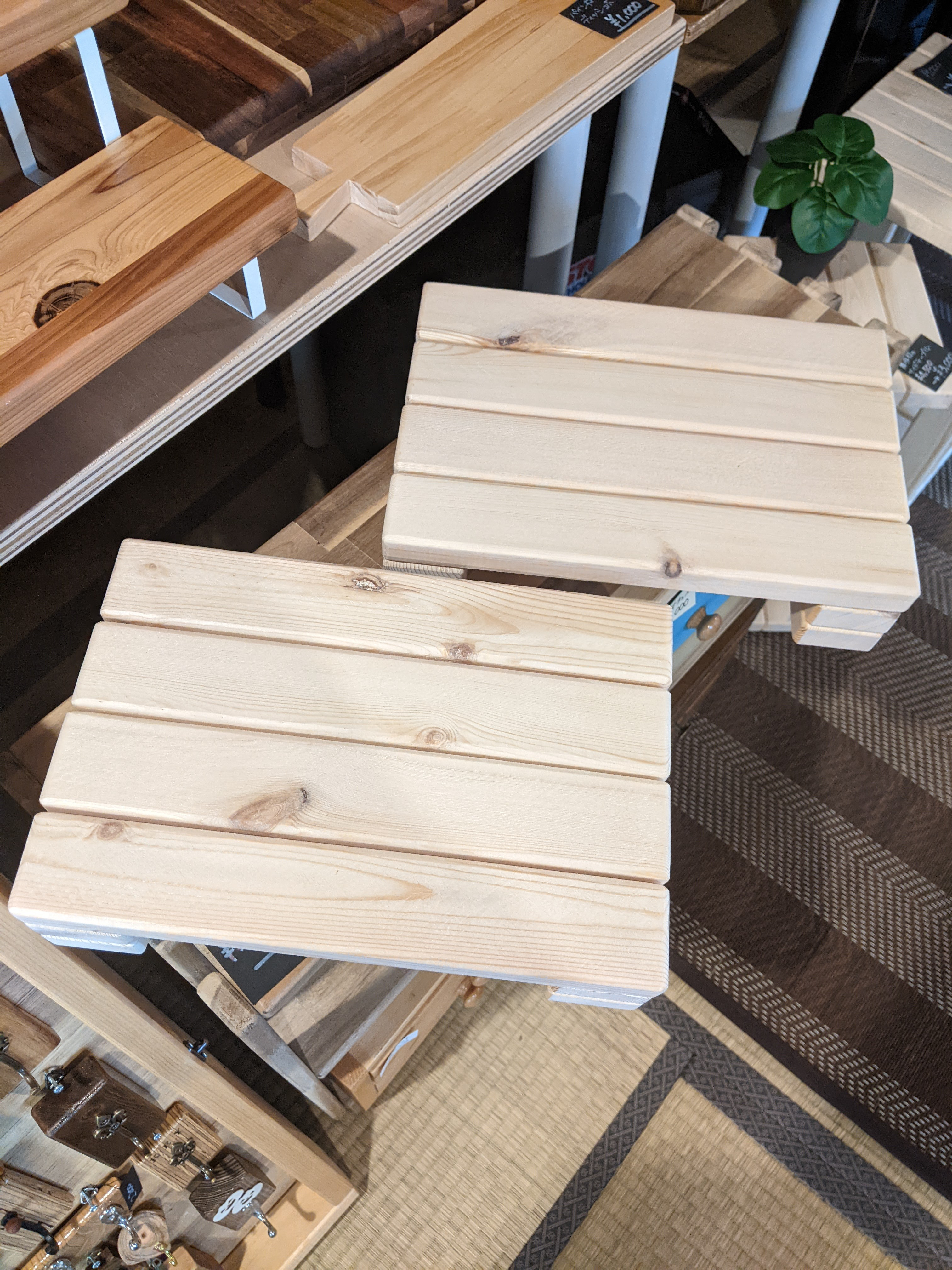 〈2個セット〉無垢材のすのこ多用途ステップ［踏み台　花台］