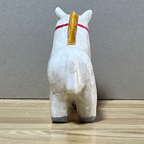 2026年の干支の馬(白)(中)置物#2(石粉粘土と新聞紙作品) その他置物