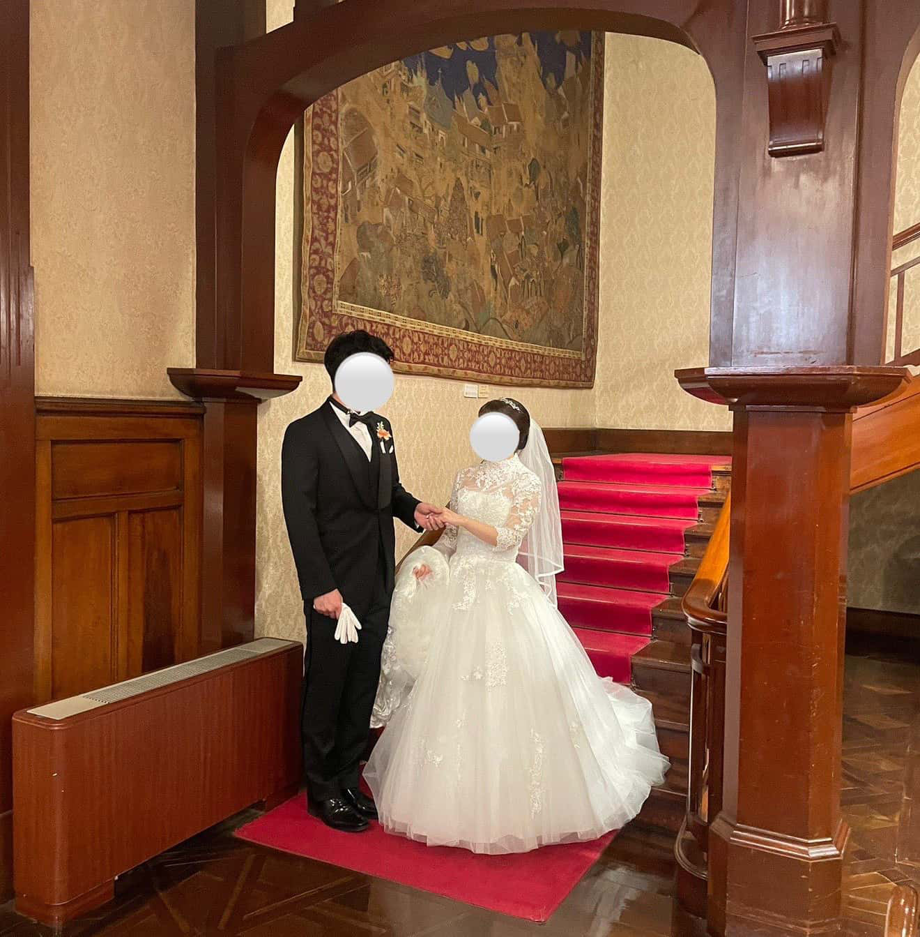 実例写真！ウェディングドレス ツーピース 床付く 流れる透け花レース 七分袖丈 結婚式/披露宴 エレガント