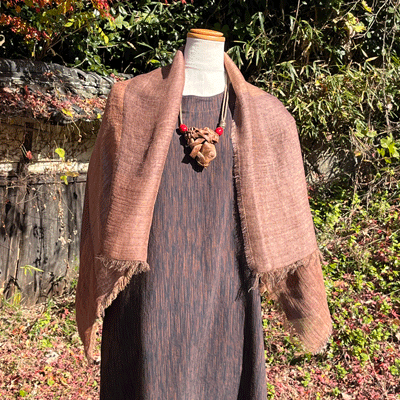 熟成柿渋染め三重織ショートストールK25096