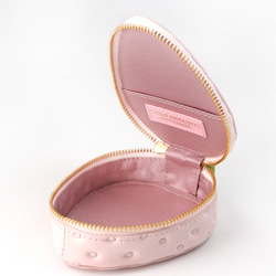 ヘタ付き白いちごなバニティポーチ（リップケース・小物入れ）／本革製 9枚目の画像