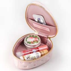 ヘタ付き白いちごなバニティポーチ（リップケース・小物入れ）／本革製 10枚目の画像