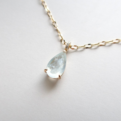 シンデレラアクアマリン｜Cinderella Aquamarine》ペアシェイプ天然石
