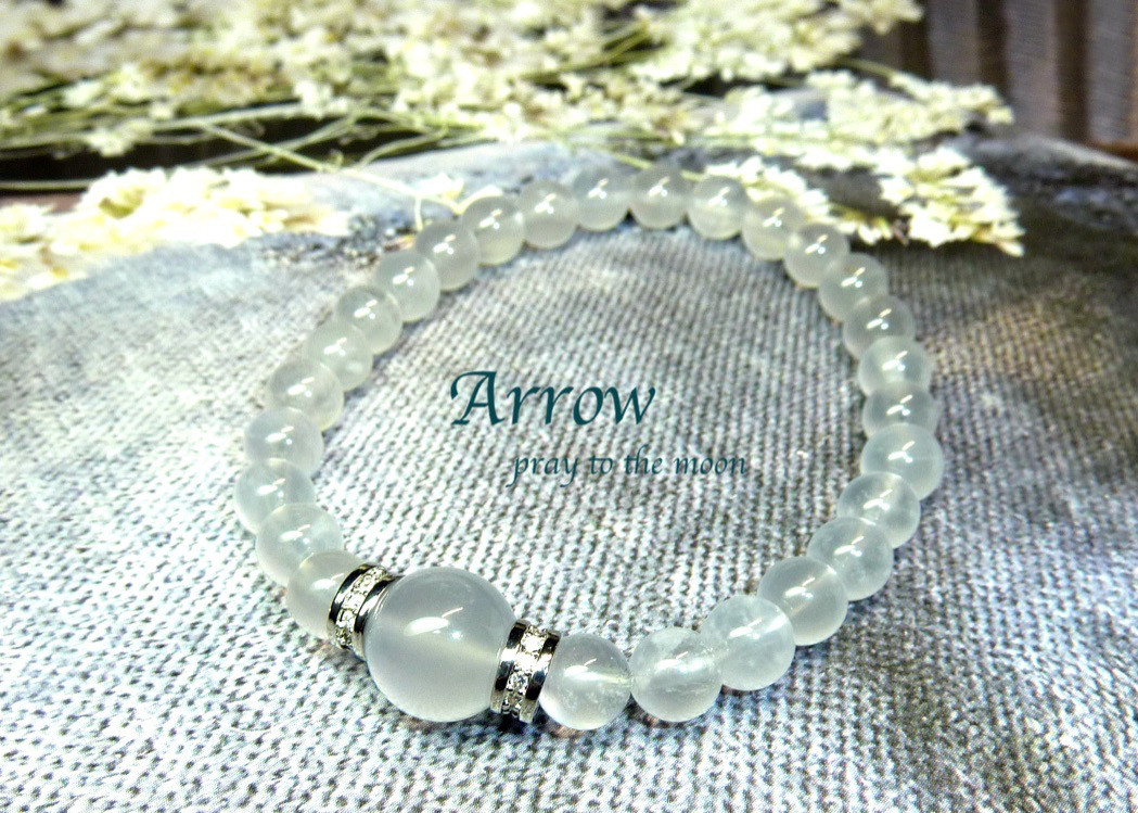 幻のクォーツ＊ロシアウラル山脈産＊アイスクォーツブレスレット＊ギャランティカード付