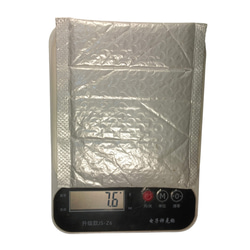 博愛ピンバッジ ロイヤルブルー エナメル着色 金めっき 亜鉛合金製 雷紋アクセサリー 3枚目の画像