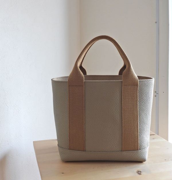 ベビーシンプルトート　　マットなラテグレージュ