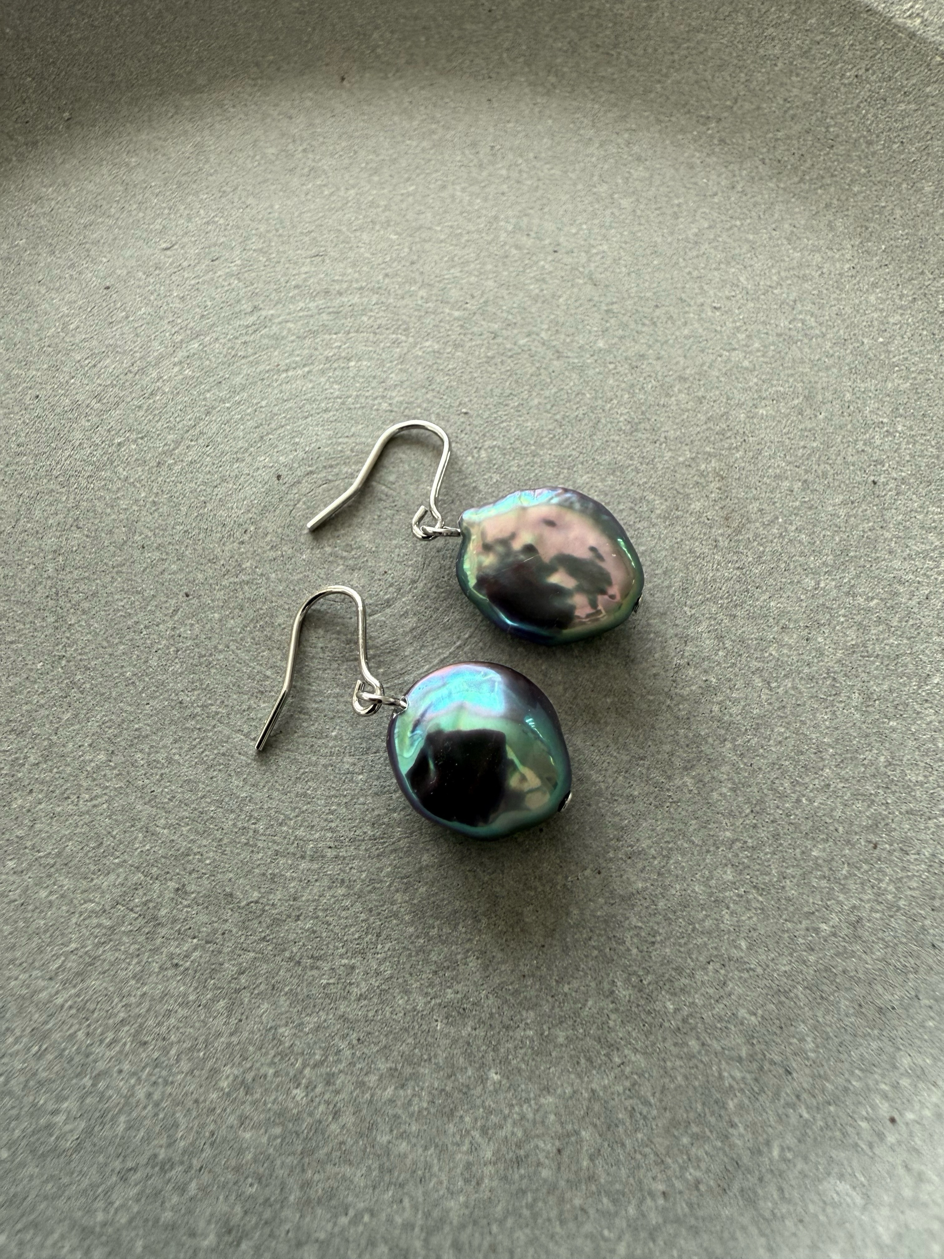 ブルーグレーの淡水パール♚ピアス/ノンホールピアス
