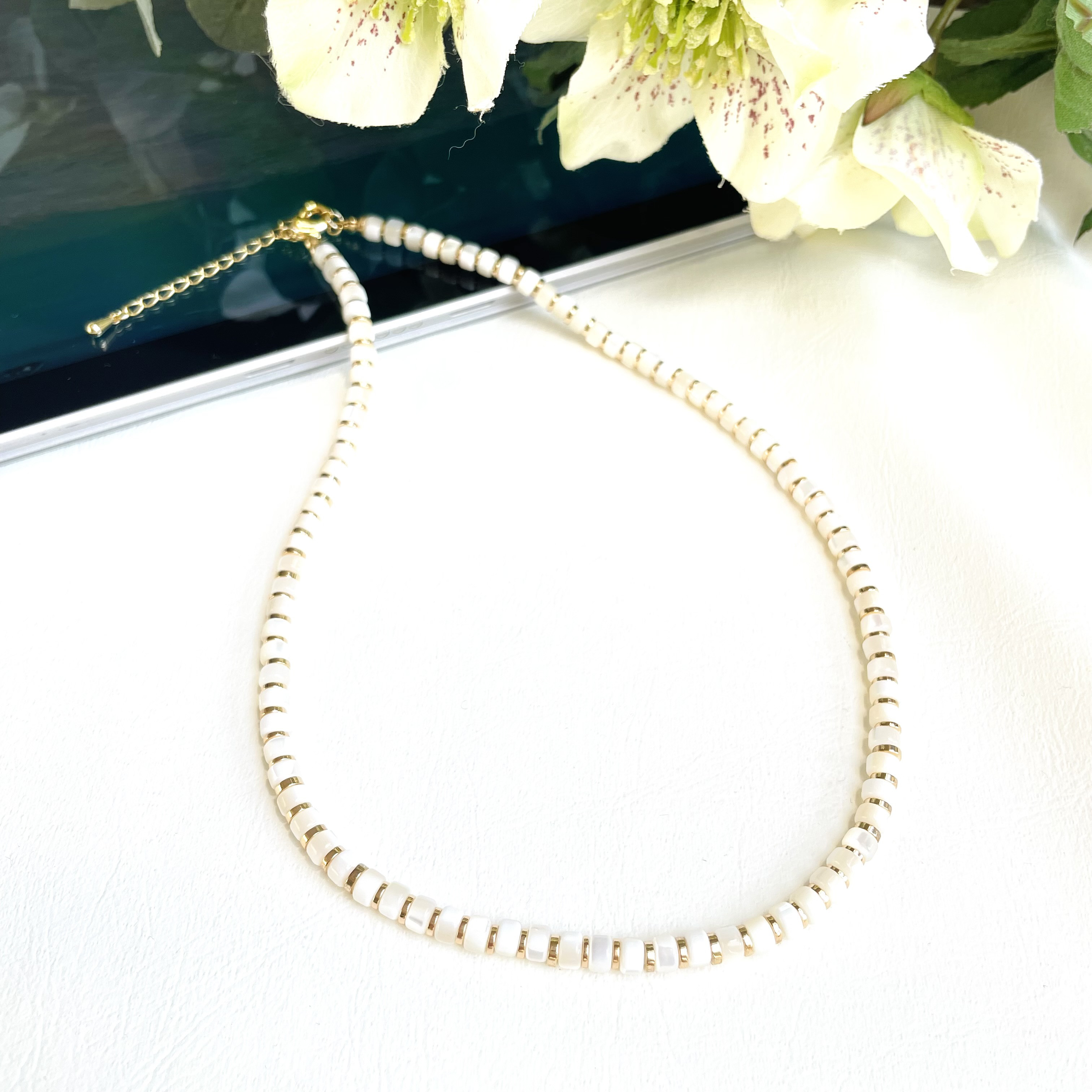 Pieces of the Earth◆マザーオブパールネックレスⅰ