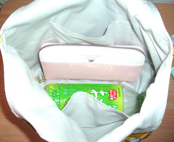 【２０％OFFクーポン配信】猫柄トートバッグ♪スマホがサッと出し入れできる外ポケット付き／両手が使える肩がけ 10枚目の画像